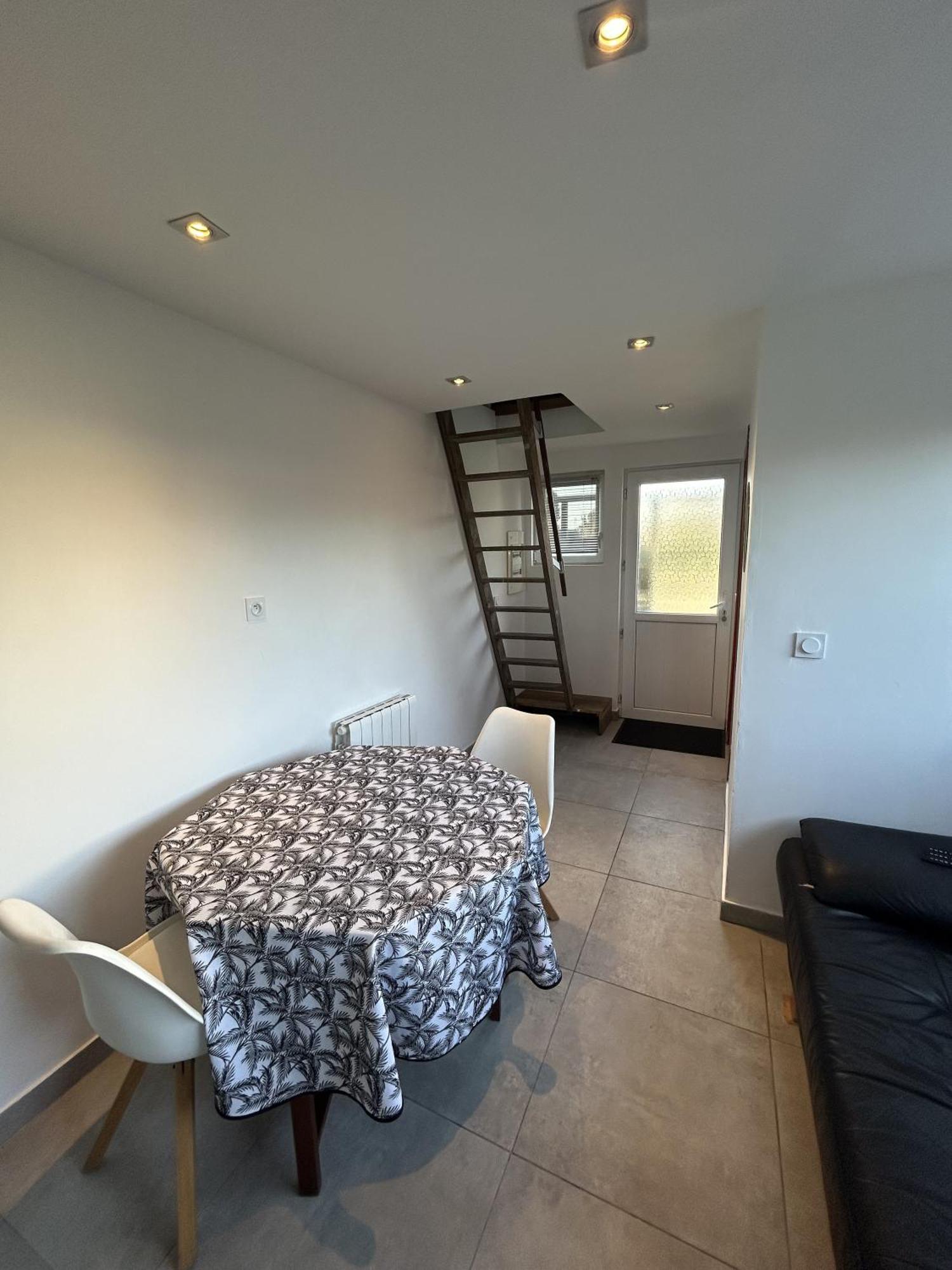 Petit Duplex Proche *