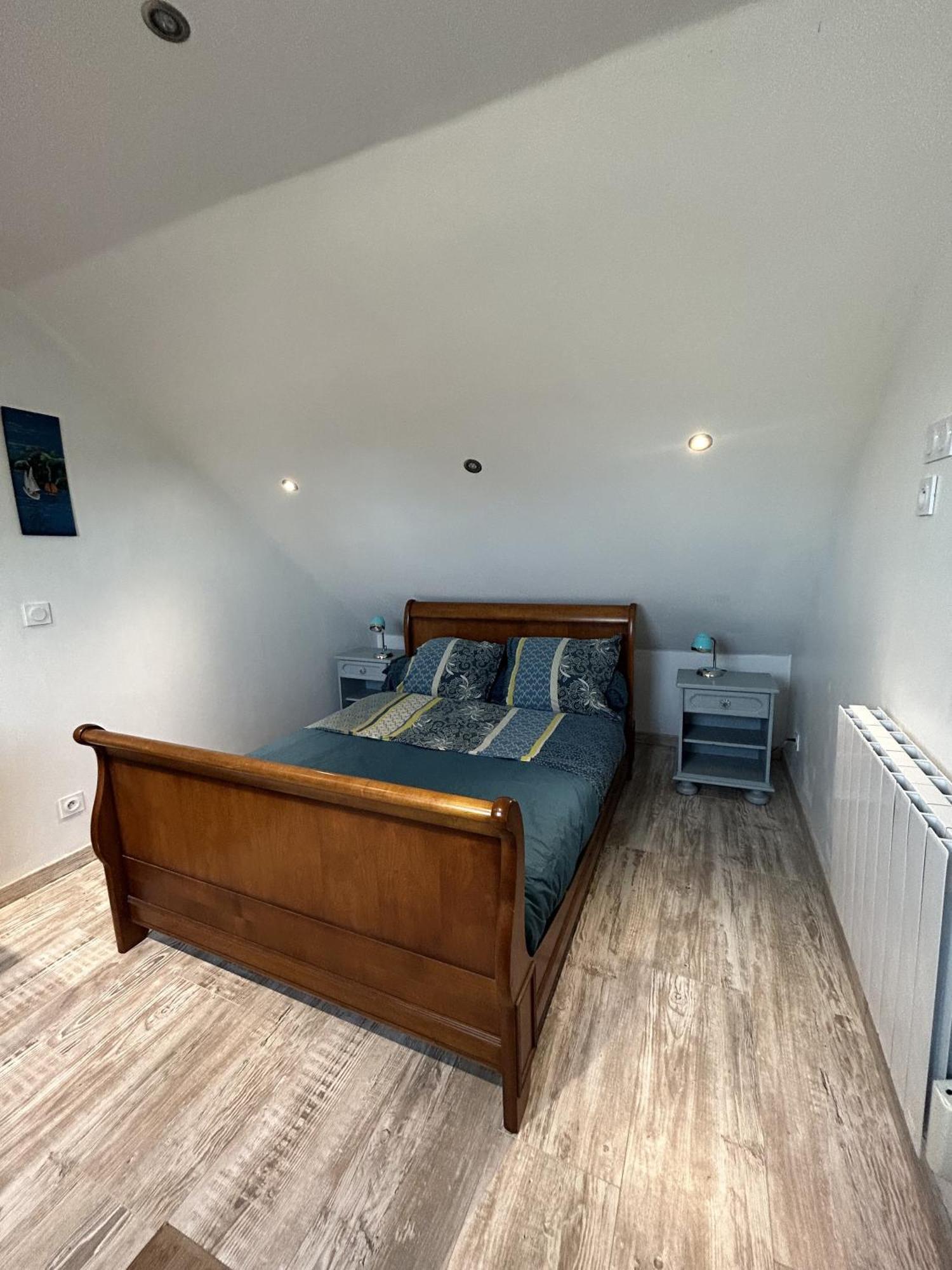 Petit Duplex Proche Plouhinec (Morbihan)